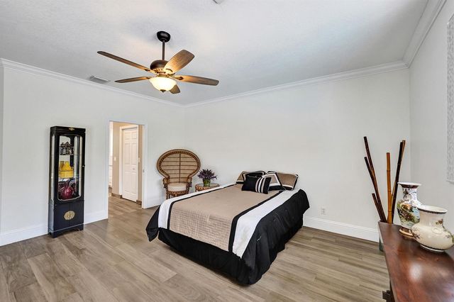 5970 SW 55th Street, Davie, FL 33314