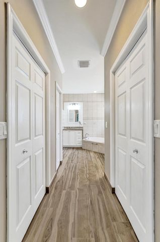 5970 SW 55th Street, Davie, FL 33314