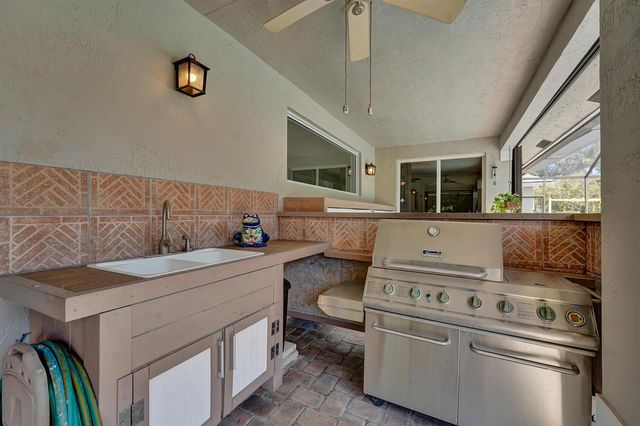 5970 SW 55th Street, Davie, FL 33314
