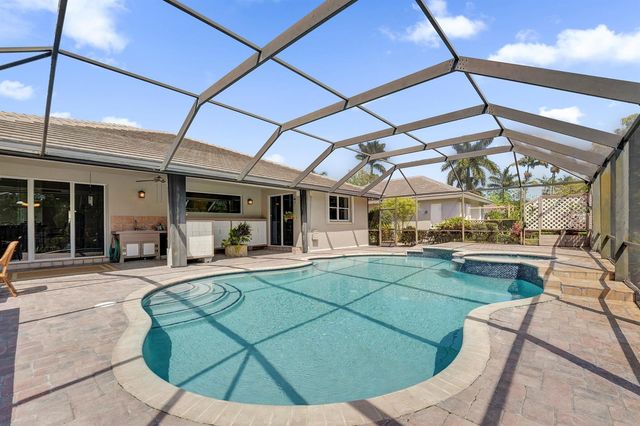 5970 SW 55th Street, Davie, FL 33314