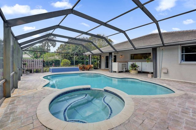 5970 SW 55th Street, Davie, FL 33314