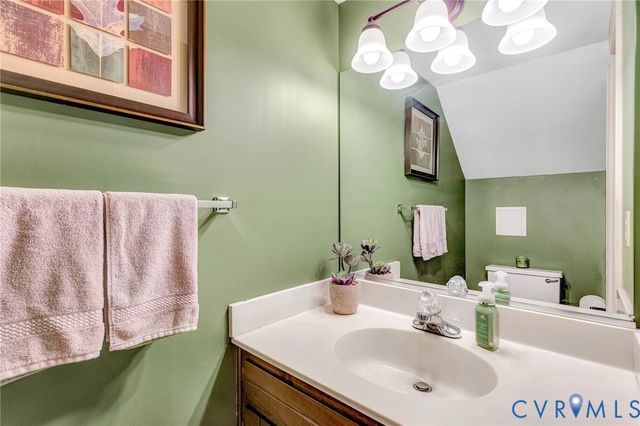9188 Bracey Mill Pl, Mechanicsville, VA 23116