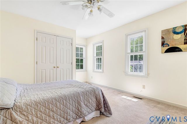 9188 Bracey Mill Pl, Mechanicsville, VA 23116