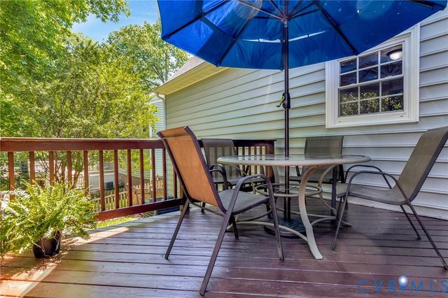 9188 Bracey Mill Pl, Mechanicsville, VA 23116