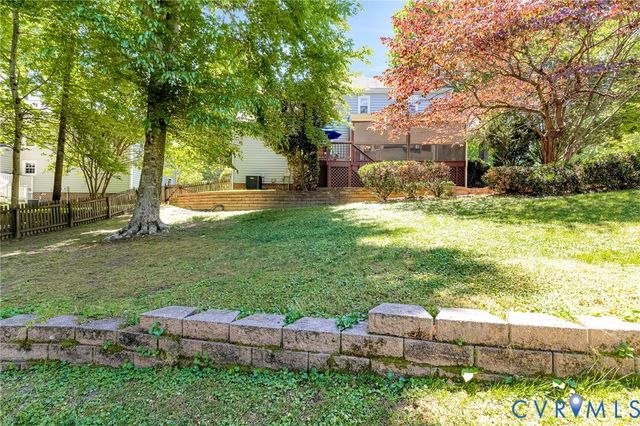 9188 Bracey Mill Pl, Mechanicsville, VA 23116