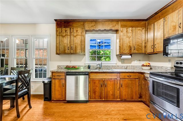 9188 Bracey Mill Pl, Mechanicsville, VA 23116