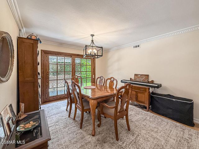 2111 Peak Place, Thousand Oaks, CA 91362