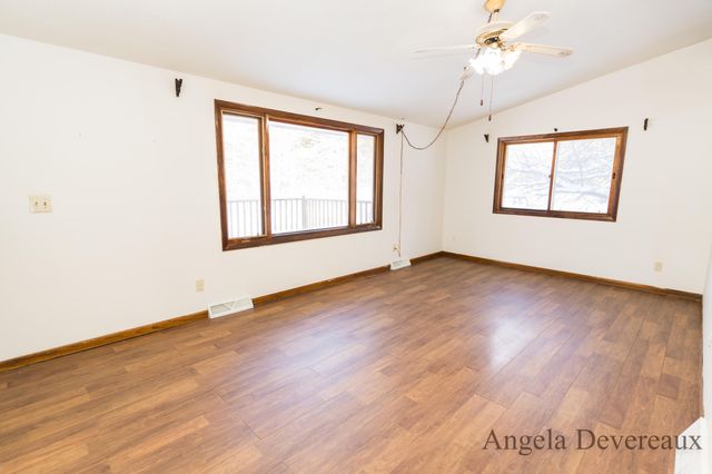 6040 N Hillman Road, Six Lakes, MI 48886