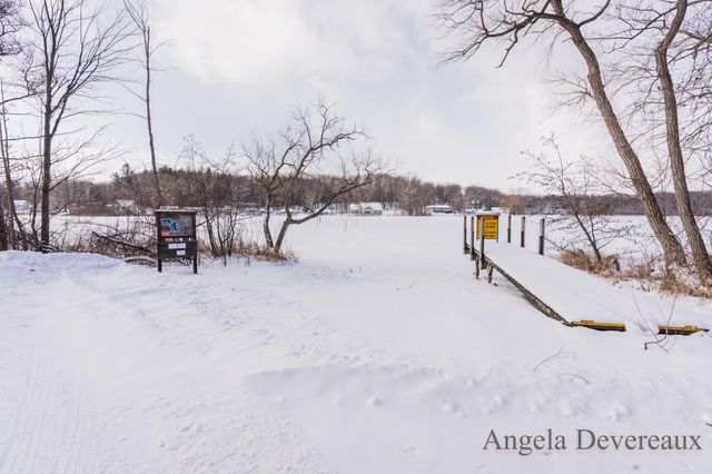 6040 N Hillman Road, Six Lakes, MI 48886