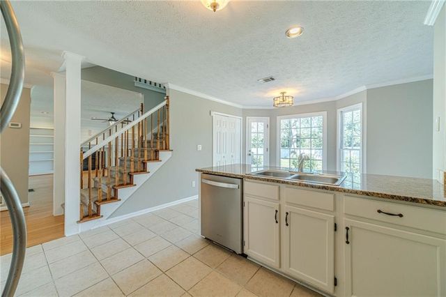 1578 Fair Oaks Lane, Snellville, GA 30078