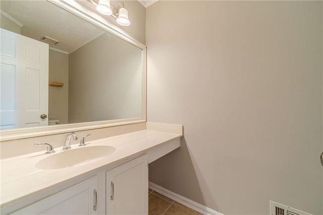 1578 Fair Oaks Lane, Snellville, GA 30078