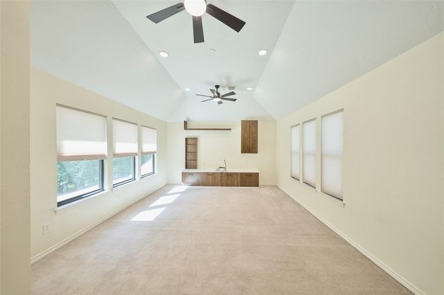 6 Glen Canyon Place, The Woodlands, TX 77381