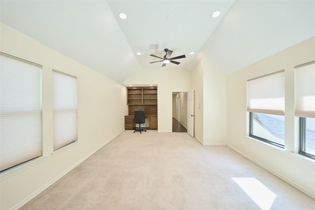 6 Glen Canyon Place, The Woodlands, TX 77381