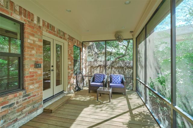 6 Glen Canyon Place, The Woodlands, TX 77381