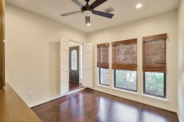 6 Glen Canyon Place, The Woodlands, TX 77381