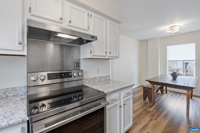 473 LARKSPUR RD, Ruckersville, VA 22968