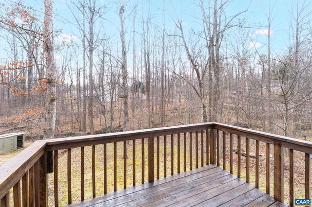 473 LARKSPUR RD, Ruckersville, VA 22968