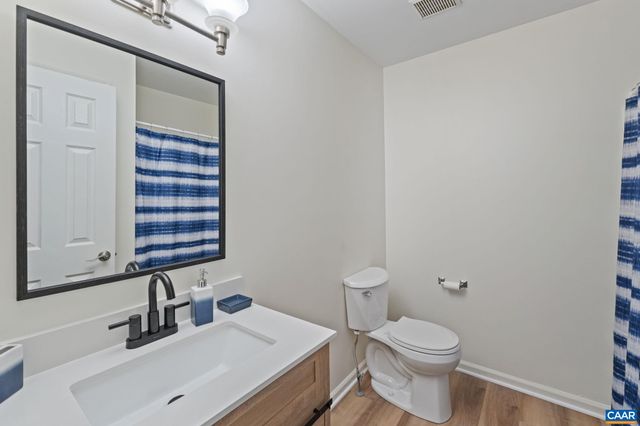 473 LARKSPUR RD, Ruckersville, VA 22968