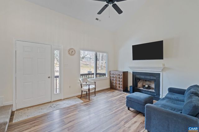 473 LARKSPUR RD, Ruckersville, VA 22968