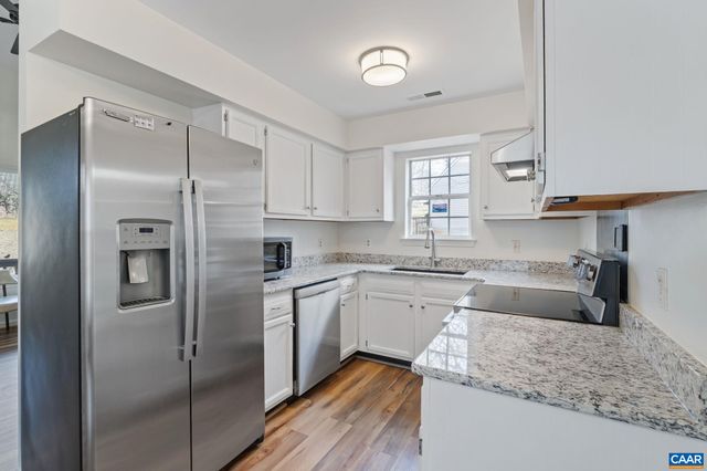 473 LARKSPUR RD, Ruckersville, VA 22968