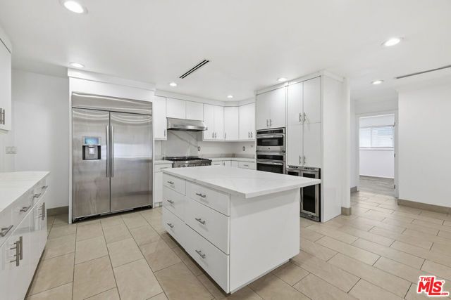 14755 Valleyheart Drive, Sherman Oaks, CA 91403