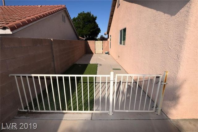 1041 Amber Gate Street, Henderson, NV 89002