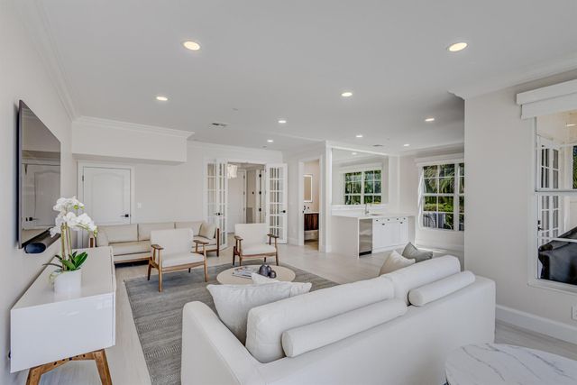 27 Marina Gardens Drive, Palm Beach Gardens, FL 33410