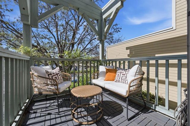 101 Blossom Circle 2C, San Mateo, CA 94403