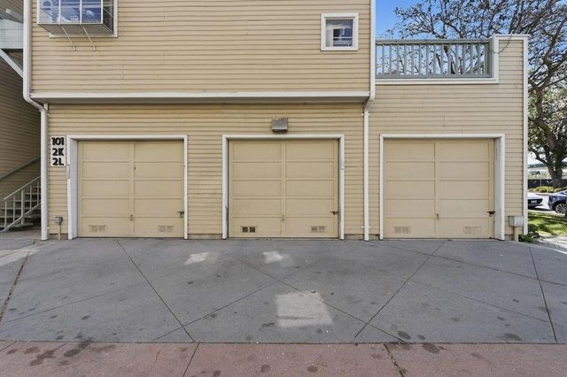 101 Blossom Circle 2C, San Mateo, CA 94403