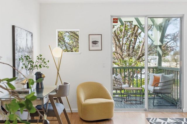 101 Blossom Circle 2C, San Mateo, CA 94403