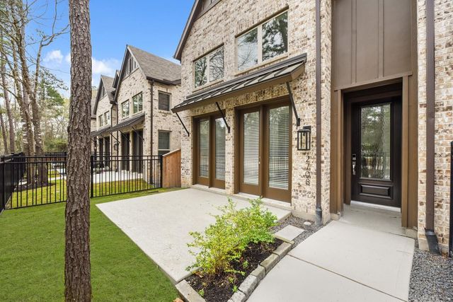 2708 Woodforest Parkway N, Montgomery, TX 77316