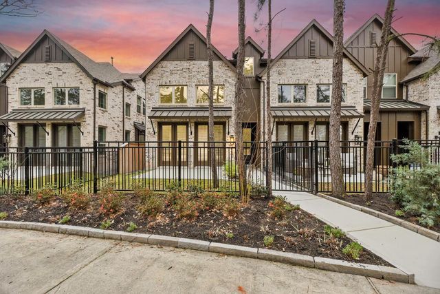 2708 Woodforest Parkway N, Montgomery, TX 77316