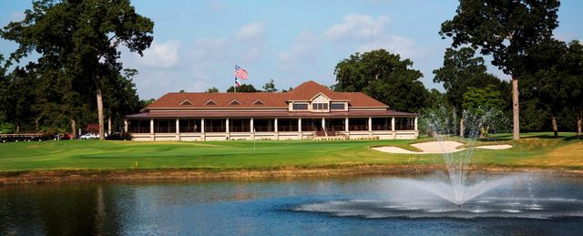 2708 Woodforest Parkway N, Montgomery, TX 77316