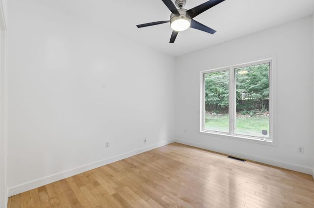 15 Merrill Road, Merrimack, NH 03054