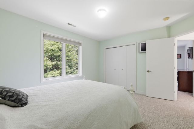 15 Merrill Road, Merrimack, NH 03054