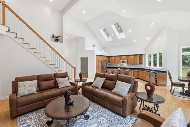 15 Merrill Road, Merrimack, NH 03054