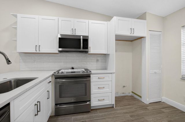 8583 Overset Lane C, Boca Raton, FL 33496