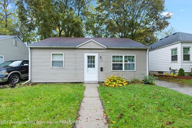 1348 N Jenison Avenue, Lansing, MI 48915