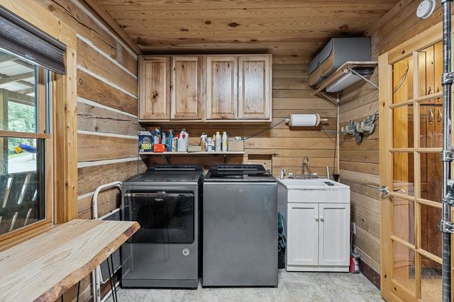 137 Allens Way, Crossville, TN 38572