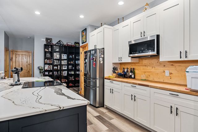 137 Allens Way, Crossville, TN 38572