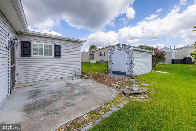 580 EDGEMONT DR, Williamstown, NJ 08094