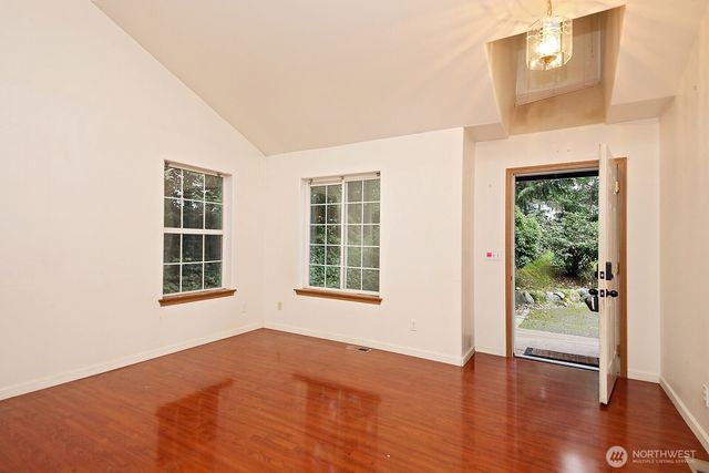 4369 Shadowood Drive, Clinton, WA 98236