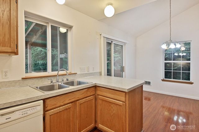 4369 Shadowood Drive, Clinton, WA 98236