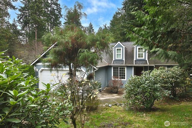 4369 Shadowood Drive, Clinton, WA 98236
