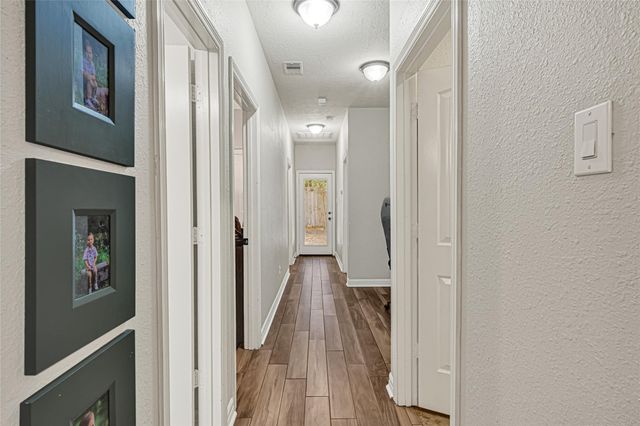 25130 Alina Lane, Spring, TX 77386