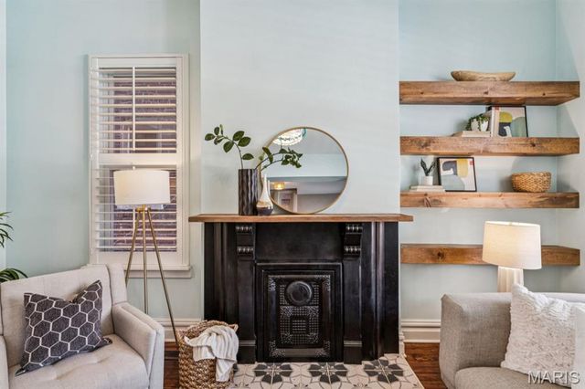 2354 Louisiana Avenue, St Louis, MO 63104