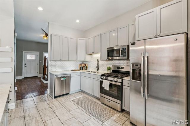 2354 Louisiana Avenue, St Louis, MO 63104