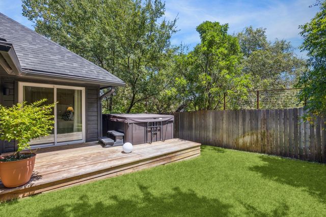 3911 Dry Creek DR, Austin, TX 78731