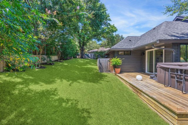 3911 Dry Creek DR, Austin, TX 78731