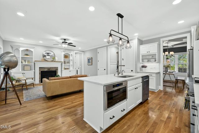 542 Walnut Street, Cary, NC 27511